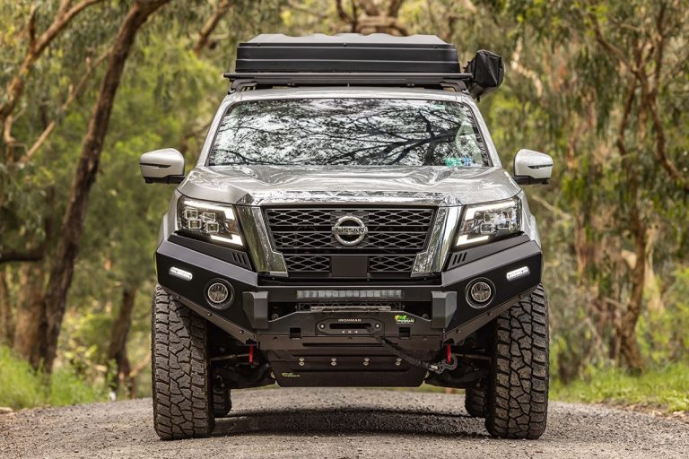 Premium-No-Loop-Bull-Bar-Nissan-Navara-NP300-2