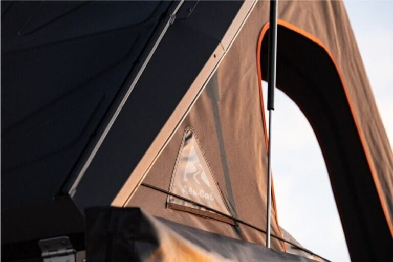 Alu-Cab Gen 3-R Hard Shell Rooftop Tent (8)