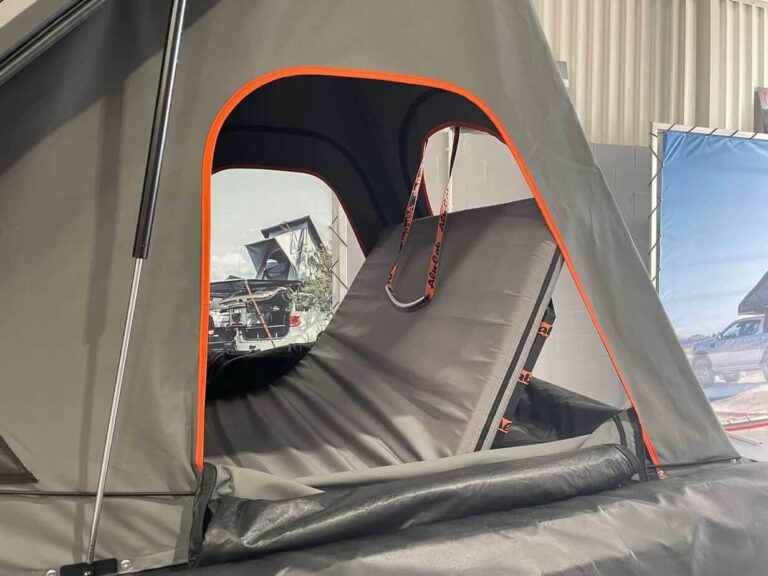 Alu-Cab-rooftop-tent-back-rest-1