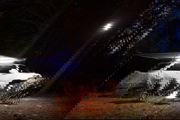 ILEDAREA001-LED-Area-Light-Kit-3
