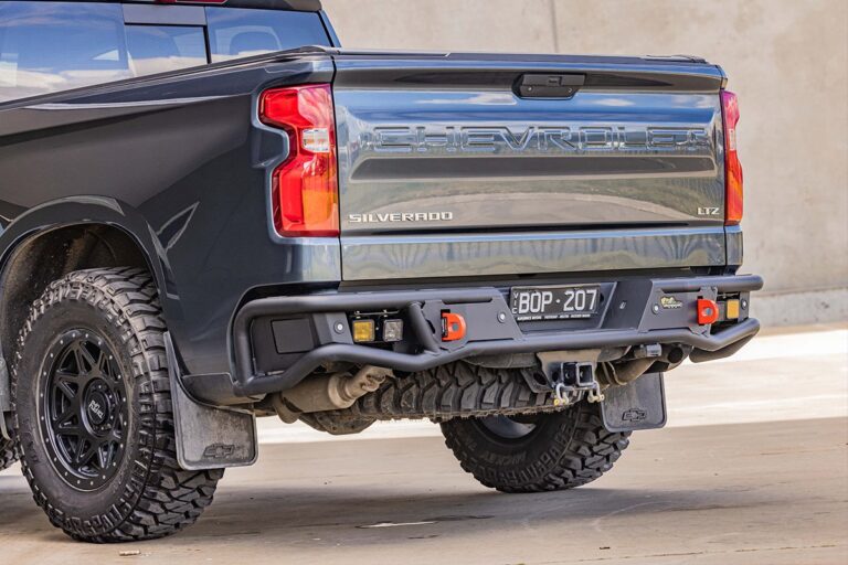 IM4x4-Raid-Rear-Bar-to-suit-Chevrolet-Silverado-1