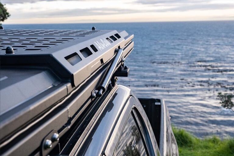 LT-50-Rooftop-tent-Molle-Plate-6