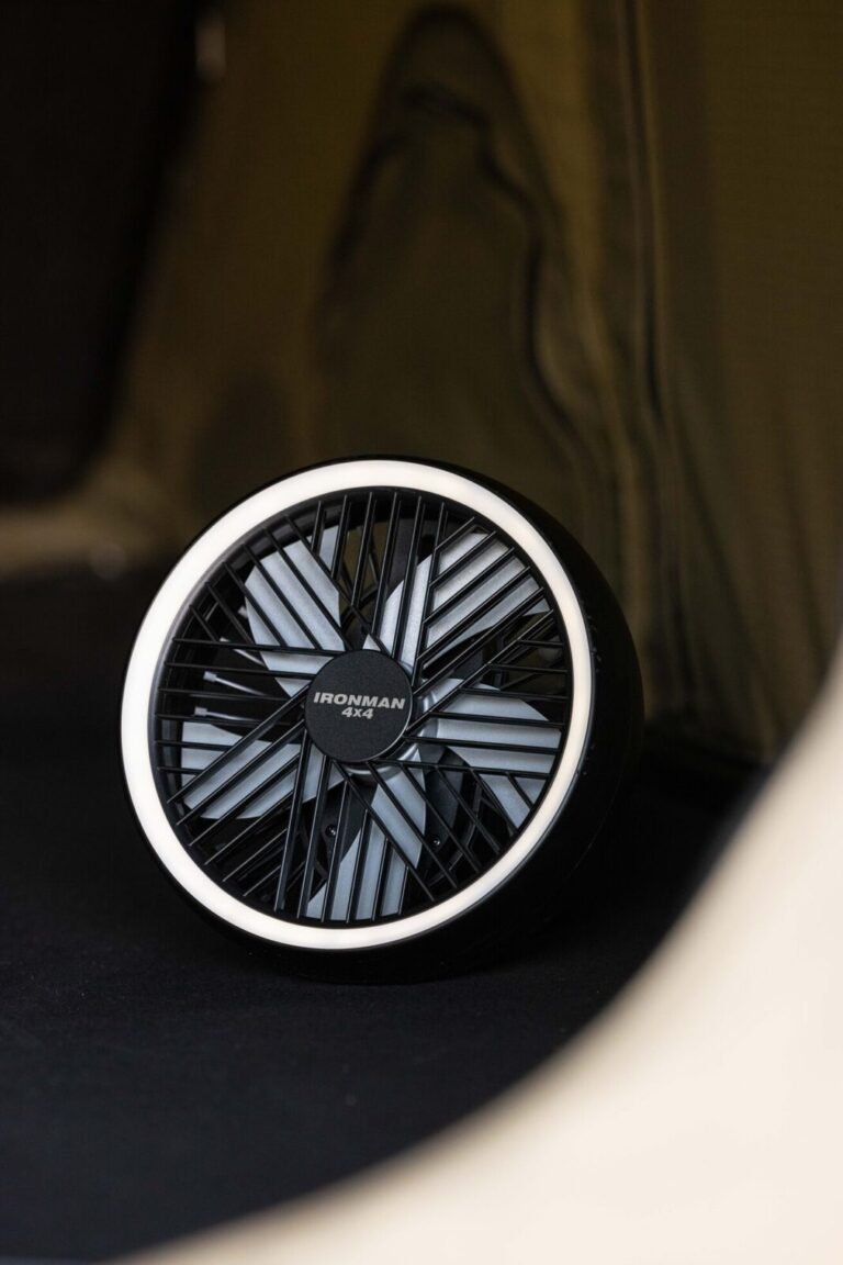 Rechargable-Hi-Flow-tent-Fan-and-LED-Light-ITENTFAN003-2
