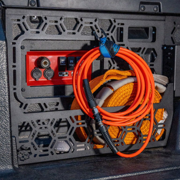 ST-002e
